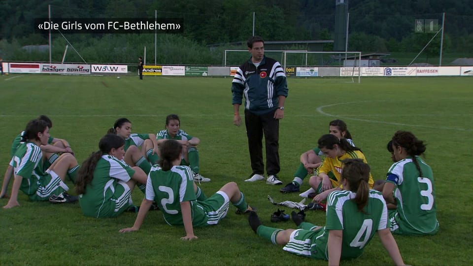 Nur gerade 4 Jahre ist es her, seit Gianluca de Febis die Frauen des FC Bethlehem trainierte.