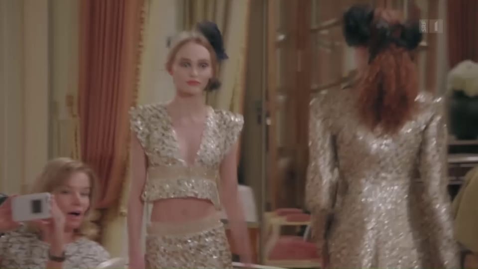 Karl Lagerfelds Modeschau mit Lily-Rose Depp