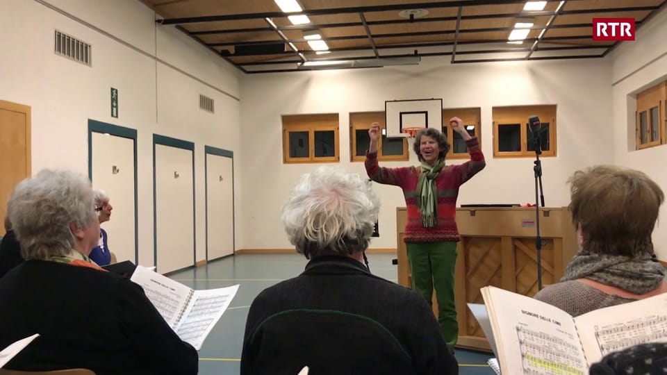 Josefina Blumenthal-Cadruvi tar il Chor masdo Alvra