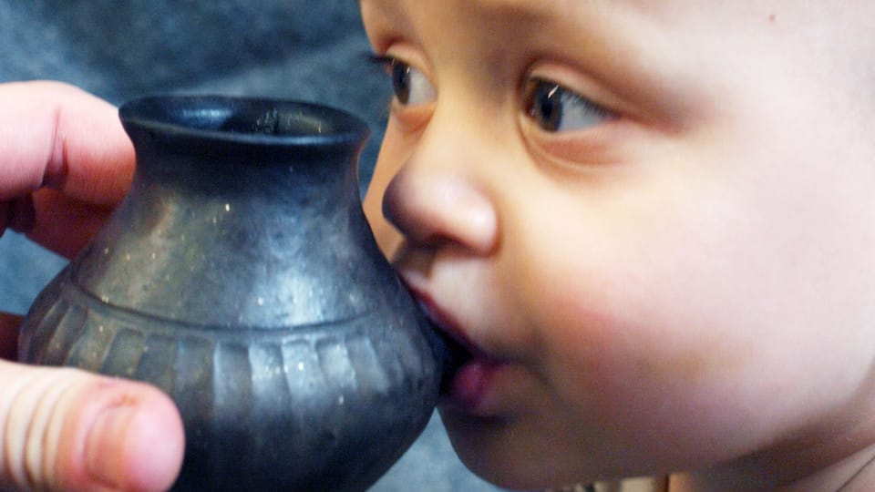 Schon in der Bronzezeit tranken Babys Tiermilch aus dem Schoppen