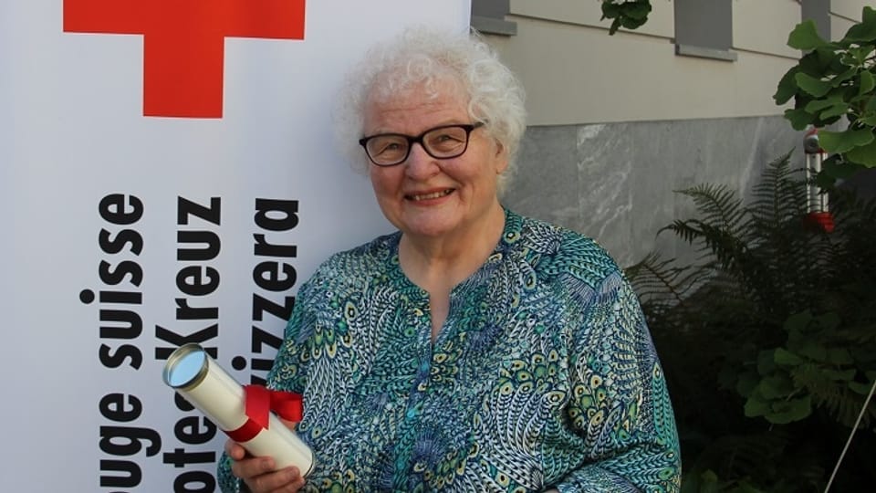 Die 77-jährige Aargauer Entwicklungshelferin stellt ihr Projekt vor.