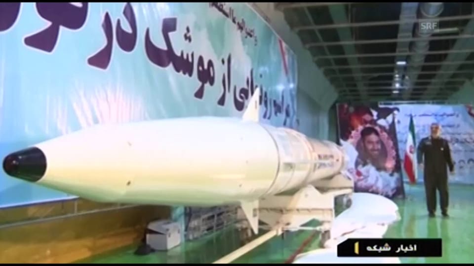 Iran stellt neue Mittelstreckenrakete vor (unkomm.)