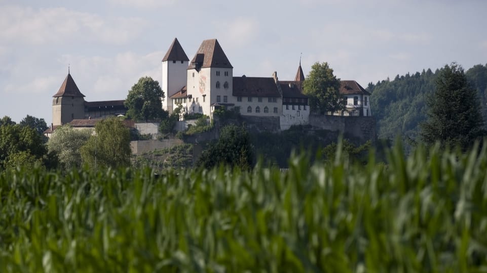 Quarantäne und Isolation im Schloss: Asylbewerber werden in der Jugi in Burgdorf untergebracht.