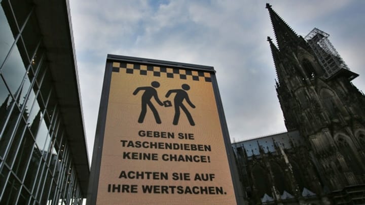 Nach Übergriffen in Köln: Shitstorm wegen einer Armlänge