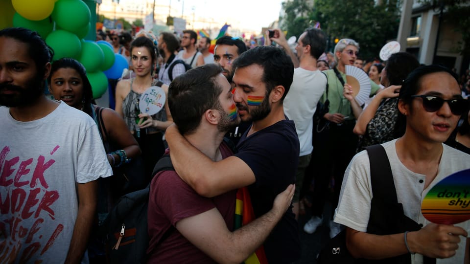 Griechisches Parlament berät über die gleichgeschlechtliche Ehe