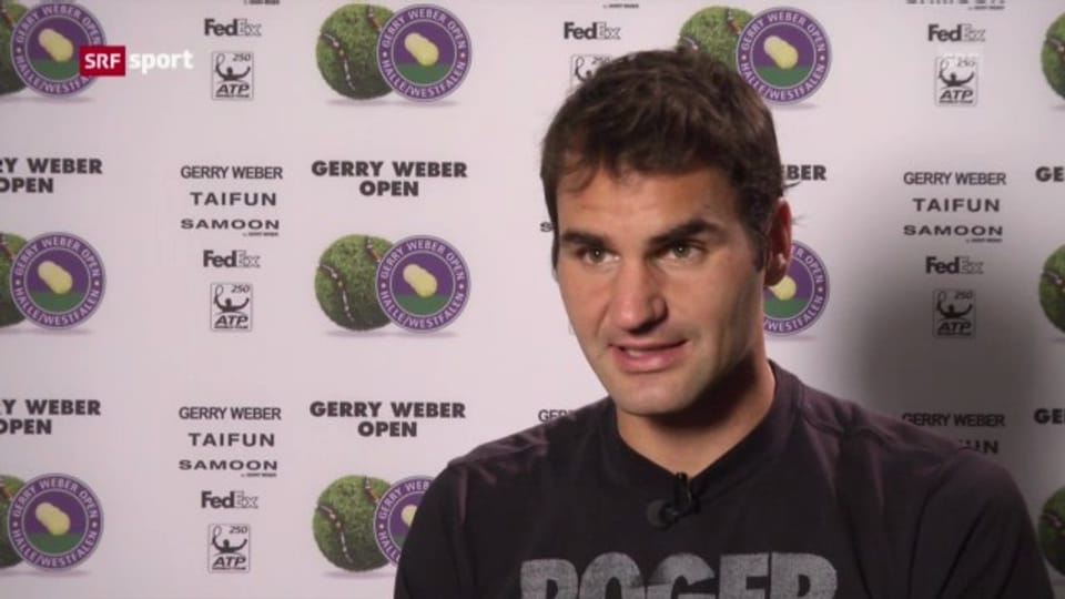 Federer schlägt in Halle Haas