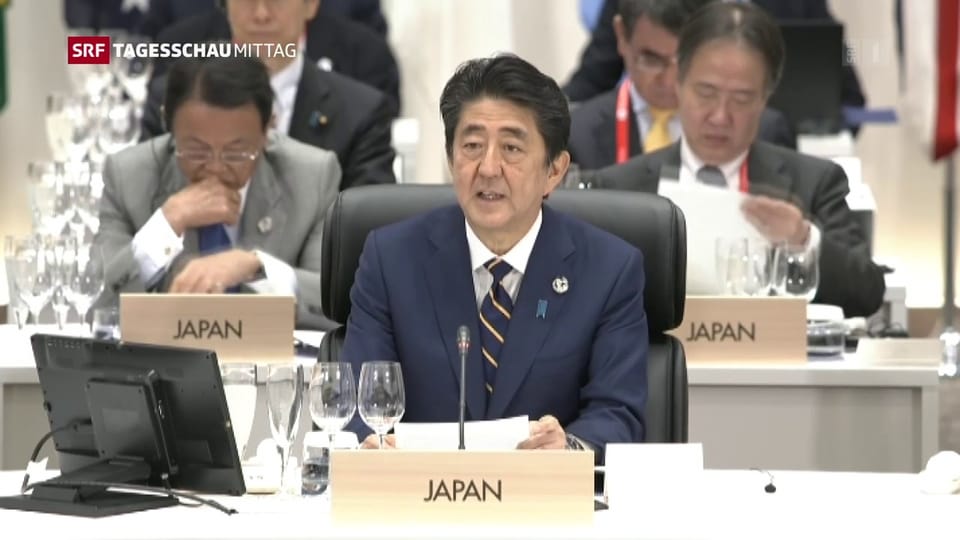 Aus dem Archiv: Shinzo Abe mahnt zu Kompromissbereitschaft