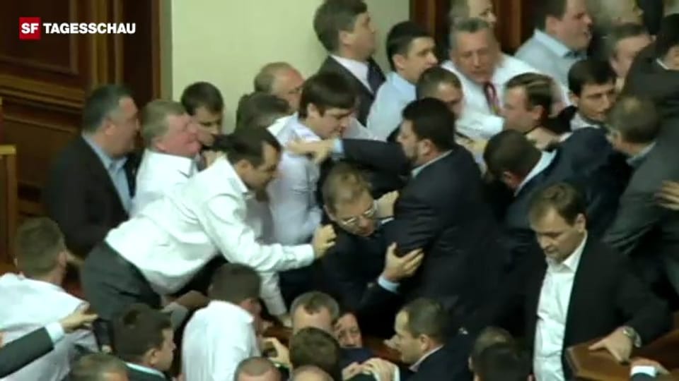 Tumulte im ukrainischen Parlament