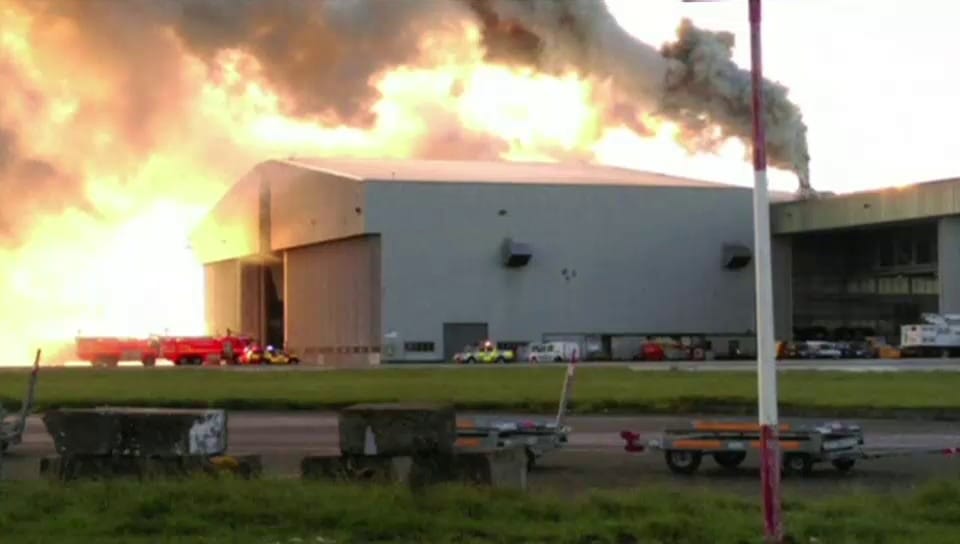 Feuer im Flughafen von Dublin (ohne Ton)