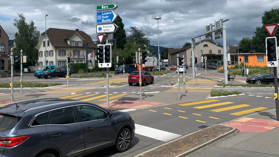 Der Kreuzplatz in Aarau wird im Sommer zu einem Baustellen-Hotspot.