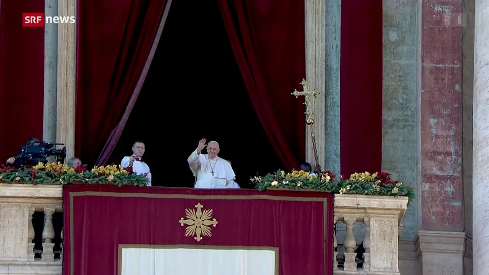 Papst spendet Weihnachtssegen