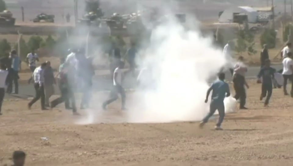 Mit Tränengas gegen kurdische Demonstranten
