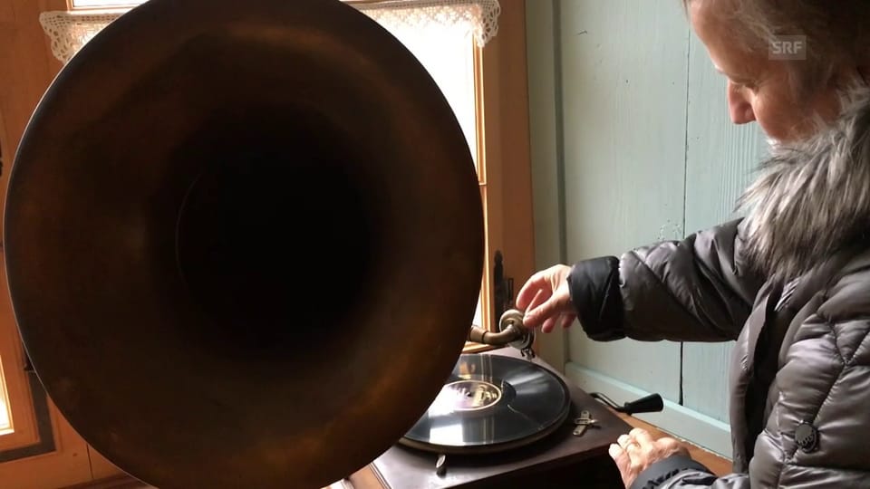 Aufwändig restauriertes Grammophon