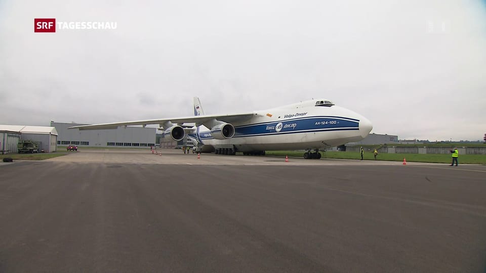 Antonov 124 hebt zum letzten Mal in Emmen ab