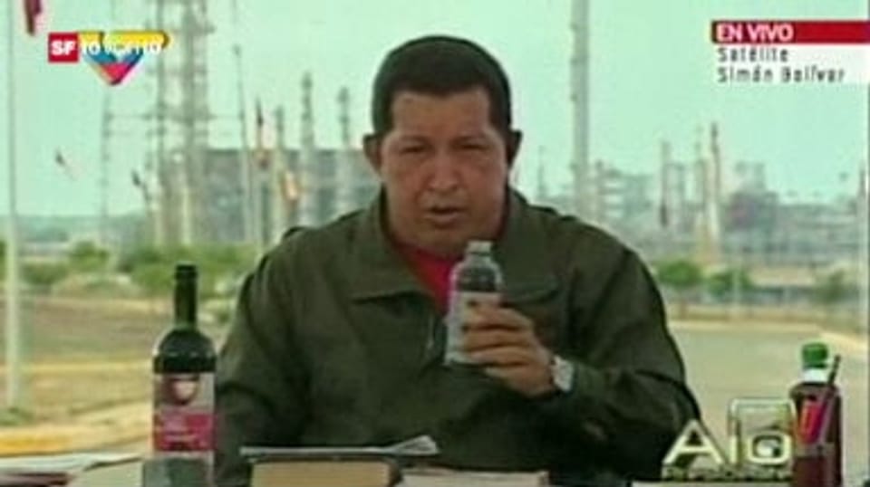 Bild des Tages: Chavez trinkt genüsslich Juvita