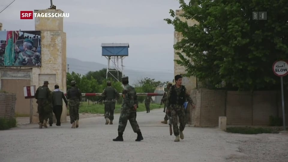 Anschlag der Taliban auf Militärbasis