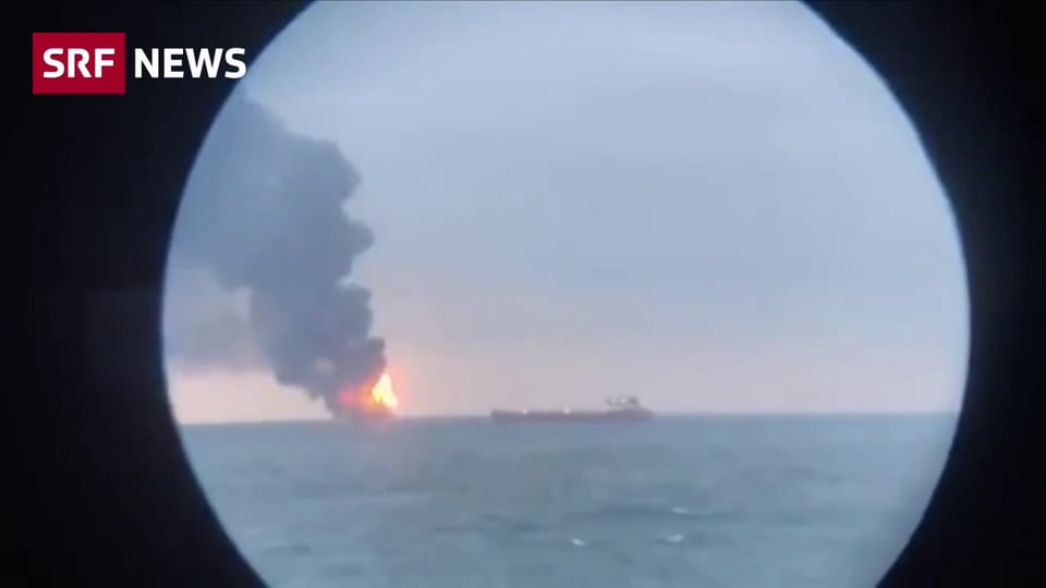 Schiffsbrand: 20 Tote befürchtet