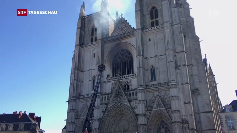 Feuer in der Kathedrale von Nantes