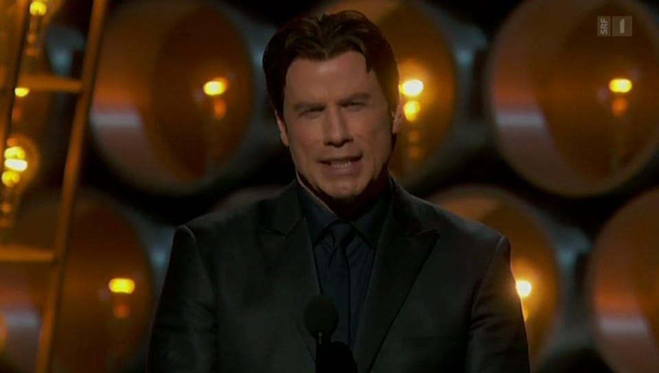 John Travoltas Versprecher auf der Oscar-Bühne