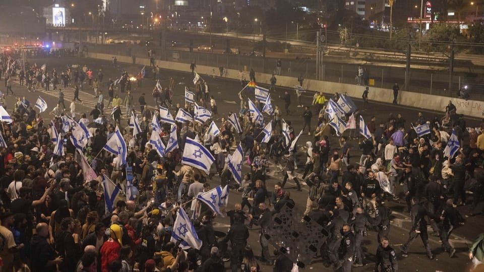 Israel: Zehntausende demonstrieren gegen Justizreform