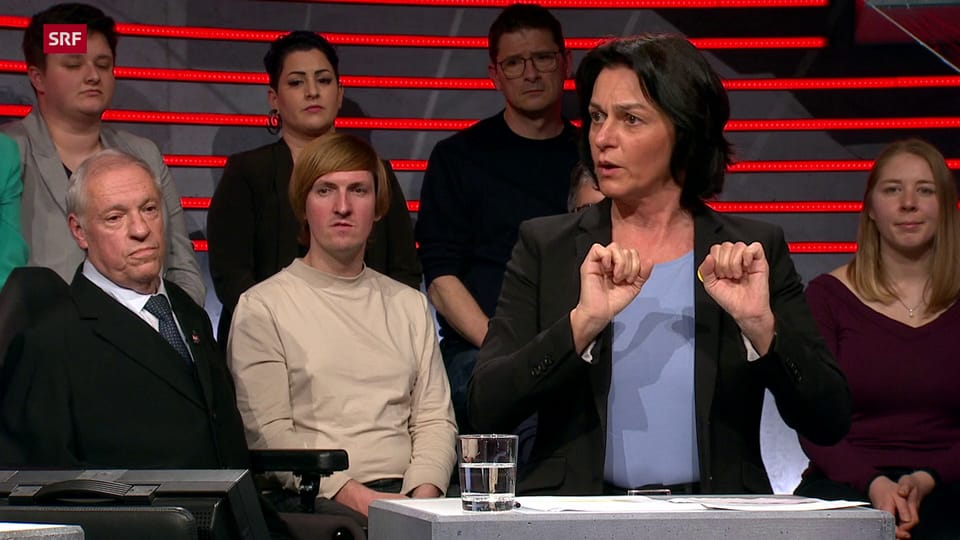 Tatjana Binggeli, Präsidentin Schweizerischer Gehörlosenbund: «Wir fordern die Anerkennung der Gebärdensprache.» Tatjana Binggeli, Präsidentin Schweizerischer Gehörlosenbund: «Wir fordern die Anerkennung der Gebärdensprache.»