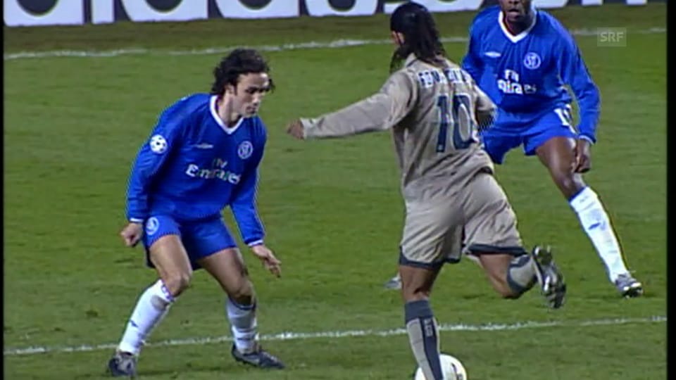 Piken-Tor aus dem Stand: Ronaldinho zaubert gegen Chelsea