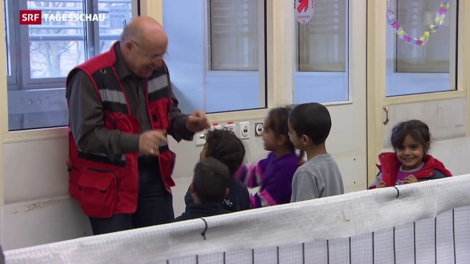 Schweizerisches Rotes Kreuz als Flüchtlingshelfer