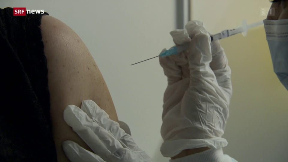 Waadt kündigt Impfung für alle ab 18 Jahren an