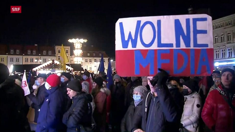 Proteste gegen umstrittenes Rundfunkgesetz in Polen (unkommentiert)