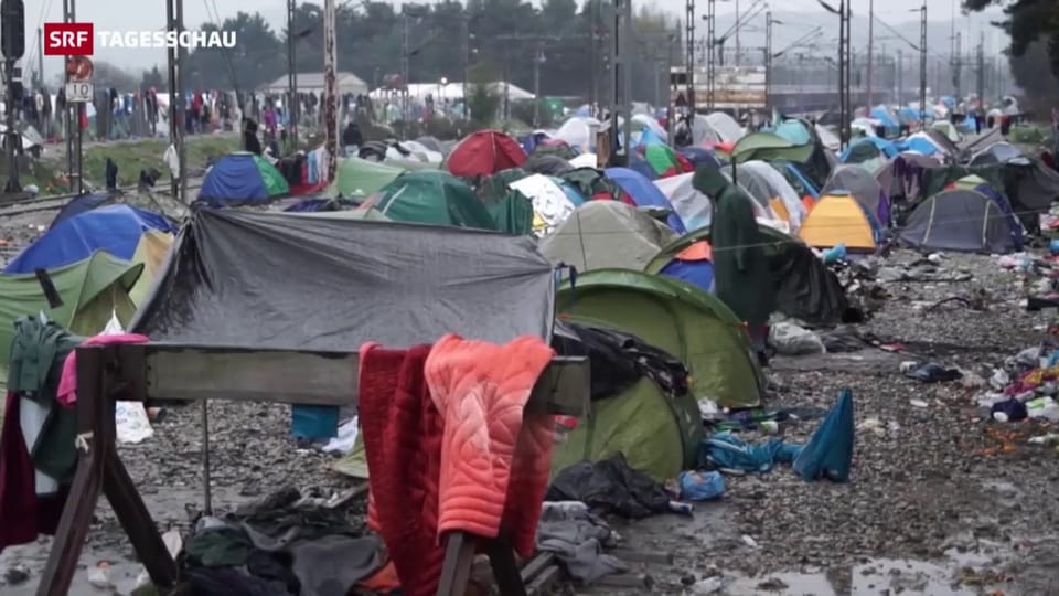 Mazedonien schickt Flüchtlinge zurück