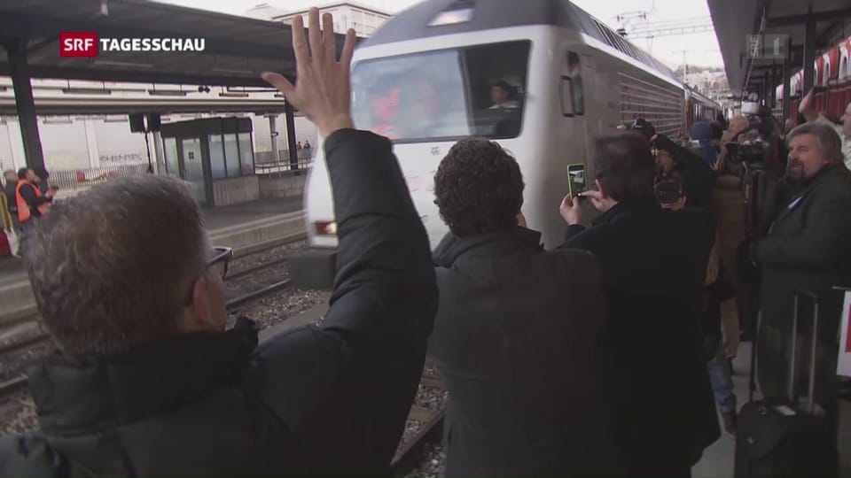 Gotthard: Jetzt rollt der Bahn-Verkehr