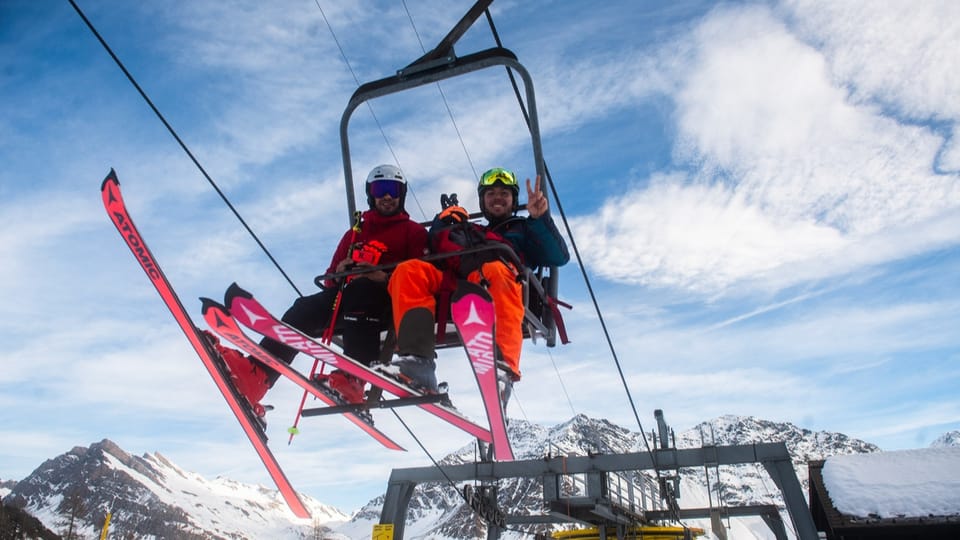 Disco und Hagenbuttentee: Skilagererinnerungen auf SRF 3