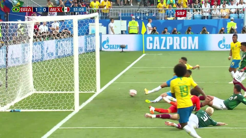 Neymar schiebt zum 1:0 ein
