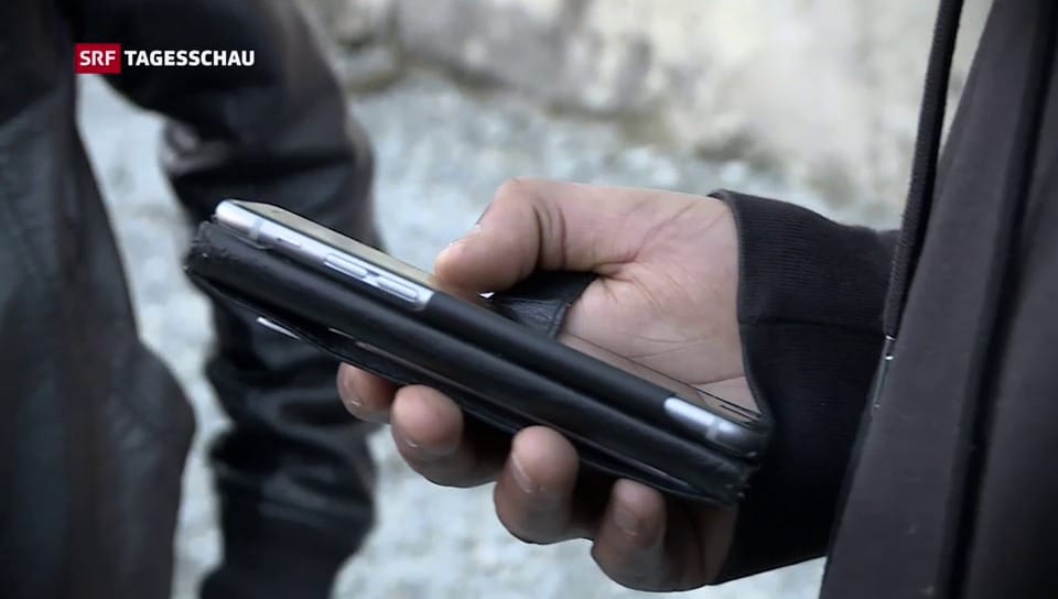 Behörden sollen Handys von Asylsuchenden überprüfen dürfen