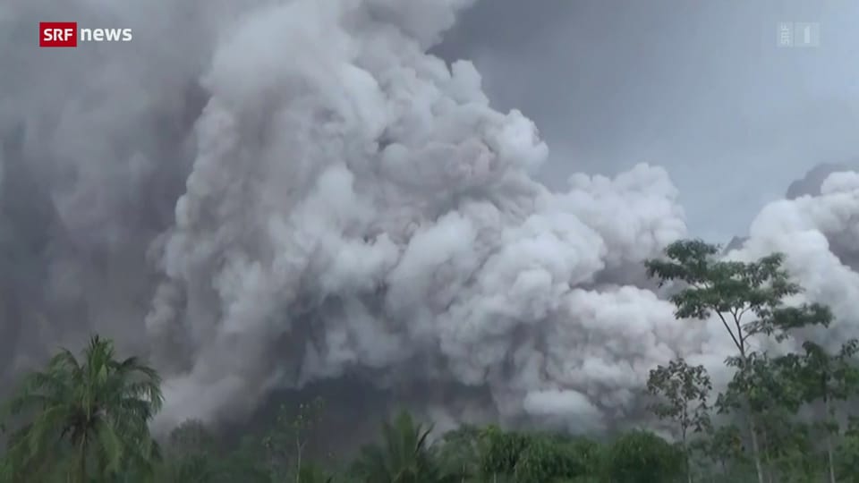 Der Ausbruch des Vulkans Semeru