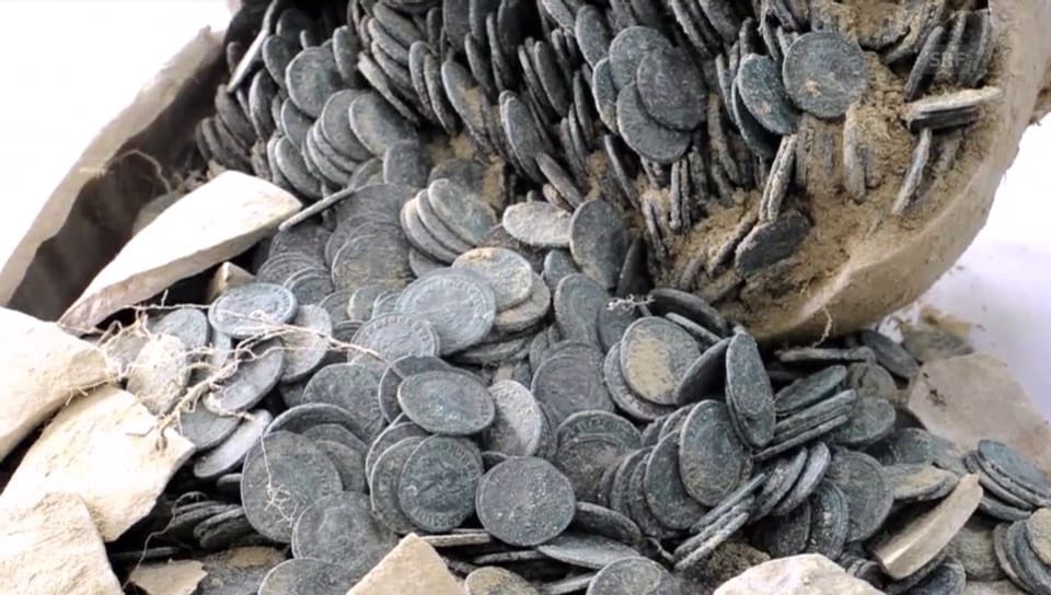 Münzen aus dem Römischen Reich gefunden (unkomm.)