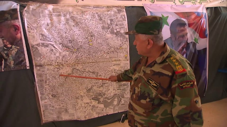 Brigadegeneral Maarouf referiert über Daraa