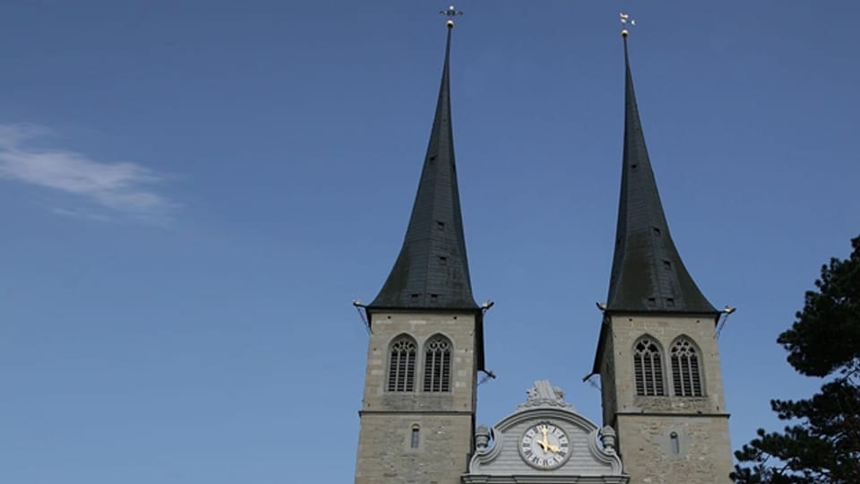 Glockengeläut der Stiftskirche St. Leodegar im Hof, Luzern