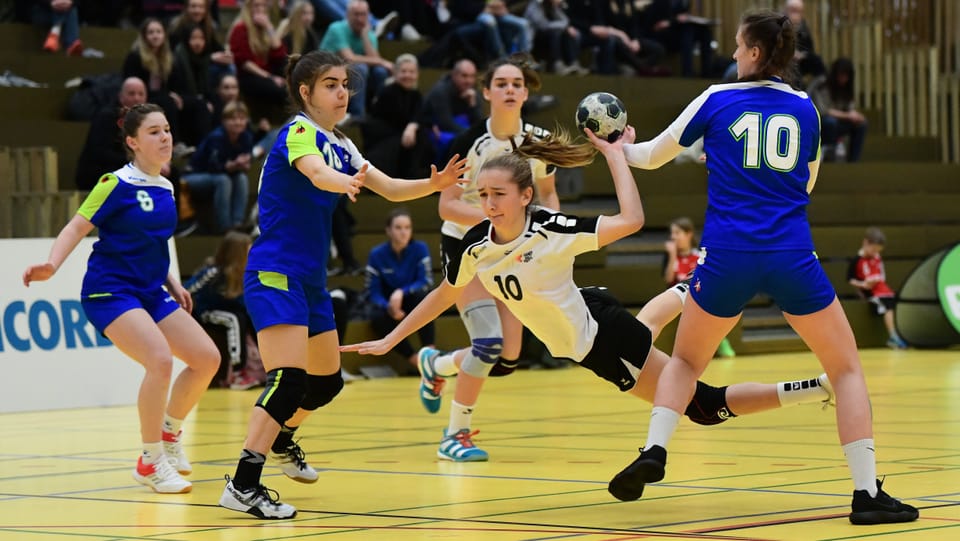 Malin Altherr: 15-jährige Handballerin mit Vertrag