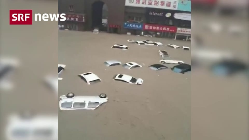 Aus dem Archiv: Millionenmetropole Zhengzhou von Jahrhundertflut getroffen