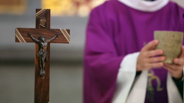 Studie zu Missbrauchsfällen in der römisch-katholischen Kirche