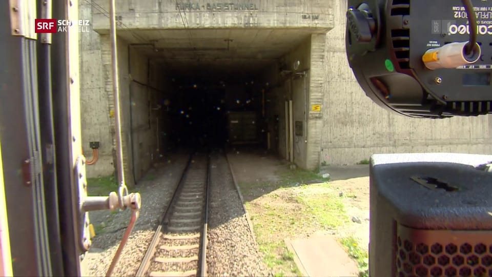 Furka-Eisenbahntunnel wird saniert. 