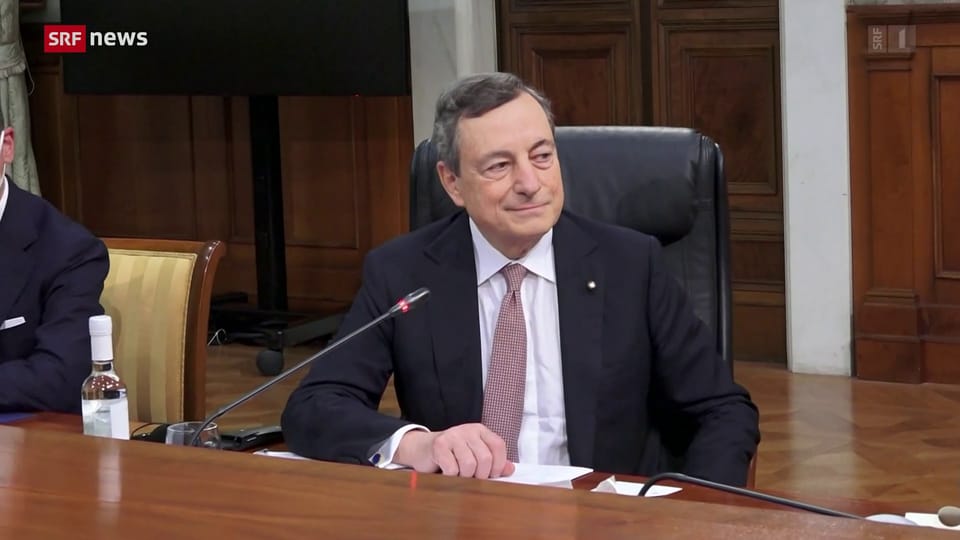 Archiv: Draghi reicht Rücktritt ein
