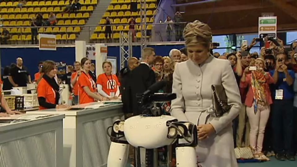 Königin Máxima erobert Roboterherzen (unkommentiertes Video)