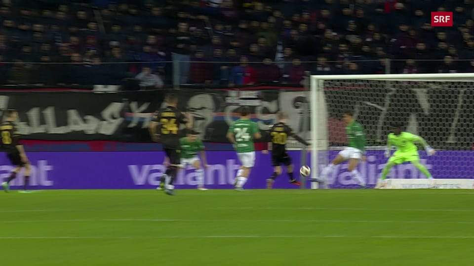 Kade vollendet perfekte Vorlage von Schmid Kade vollendet perfekte Vorlage von Schmid