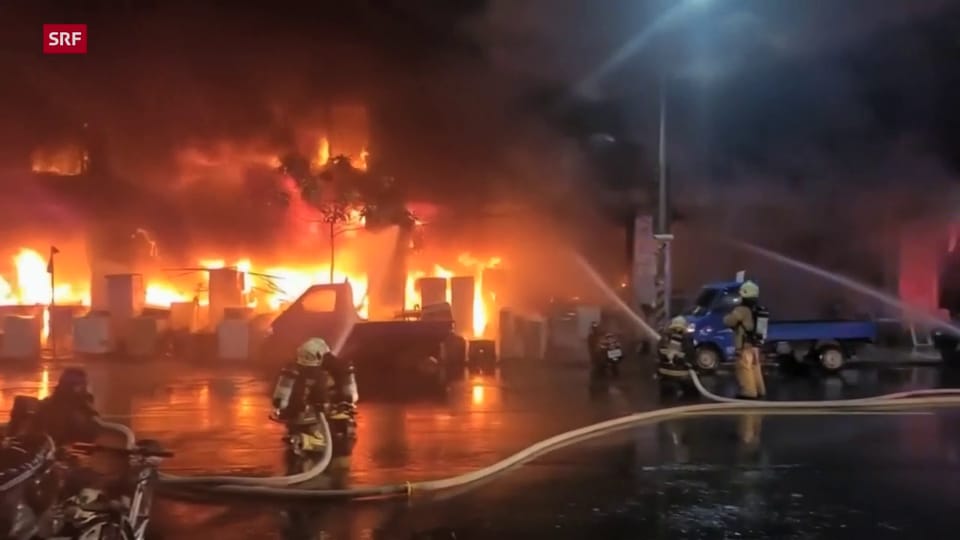 Hochhaus in Taiwan brannte stundenlang 