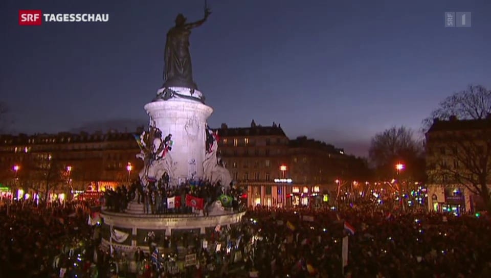 Paris: Gedenkmarsch gegen den Terror