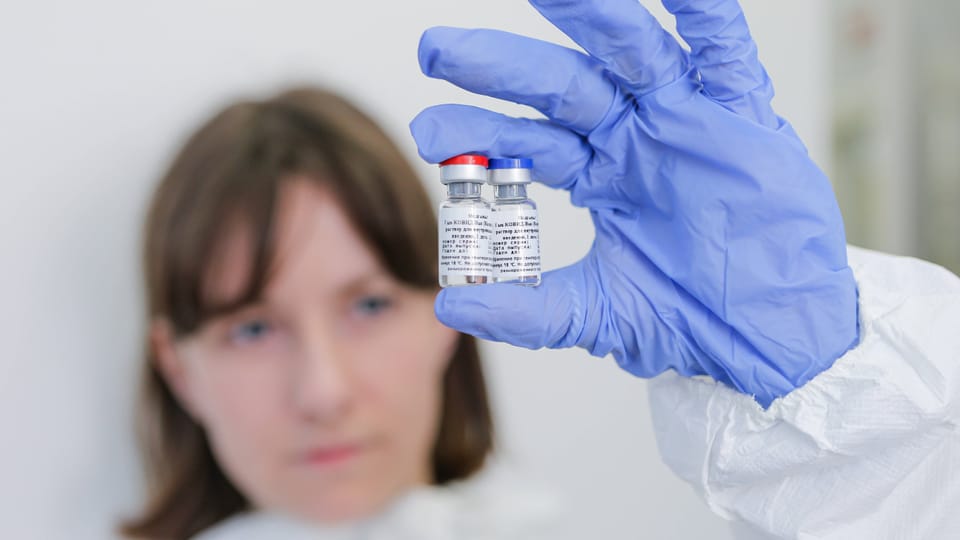 Russland lässt als weltweit erstes Land Corona-Impfstoff zu