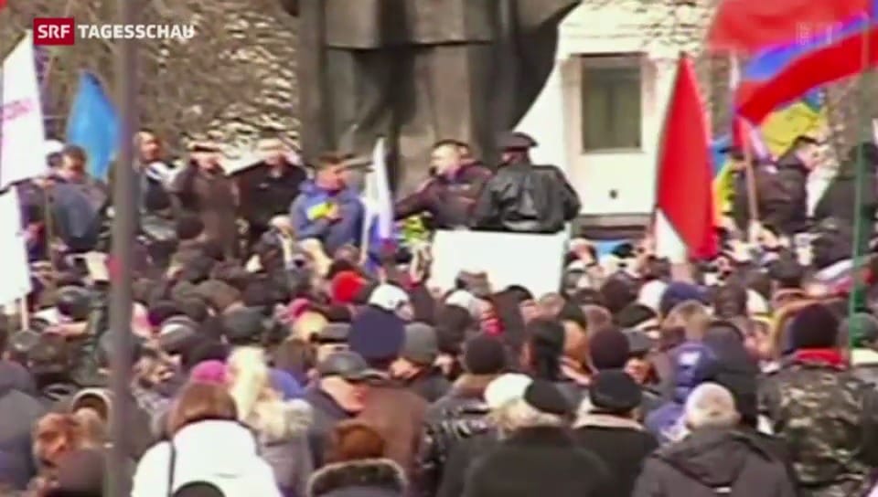 Prorussische und prowestliche Demonstrationen