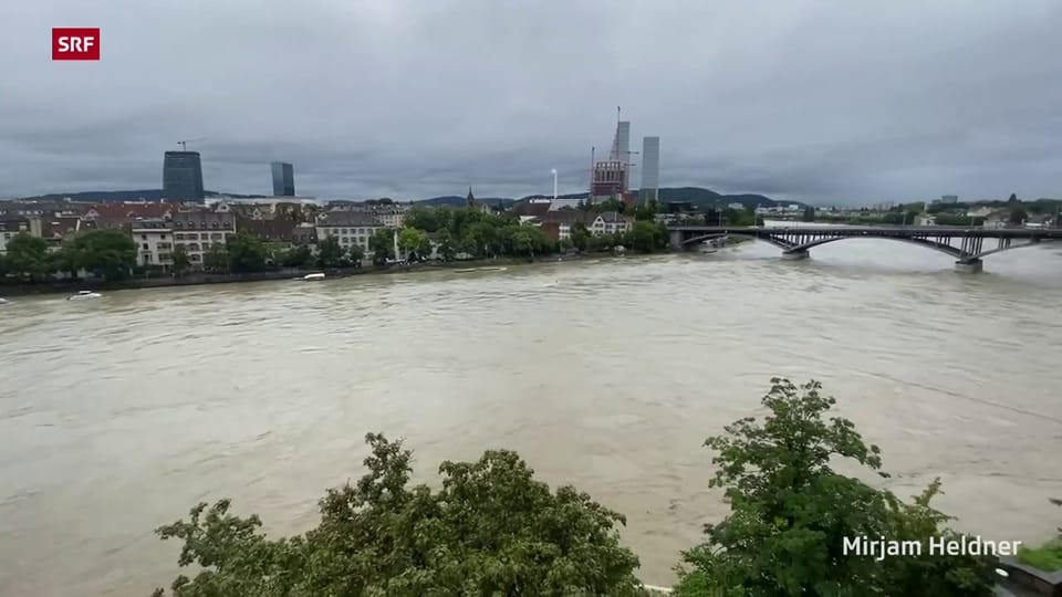 Basel: Der Rhein führt Hochwasser (16.07.21)